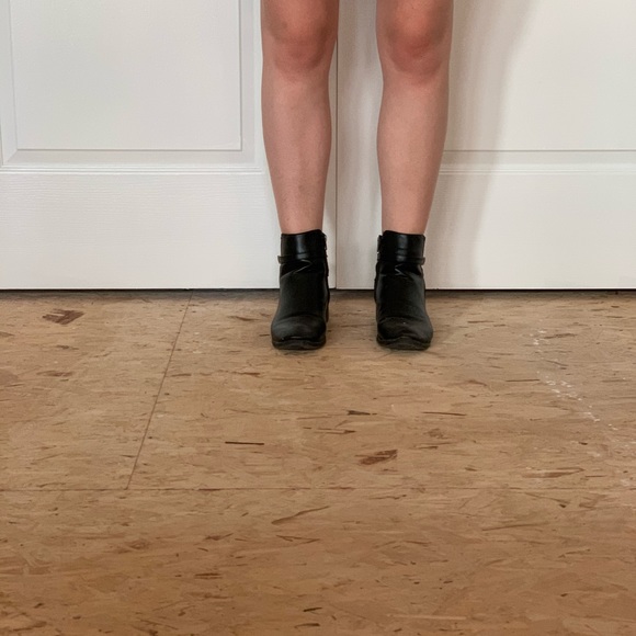 Black booties - Picture 3 of 4